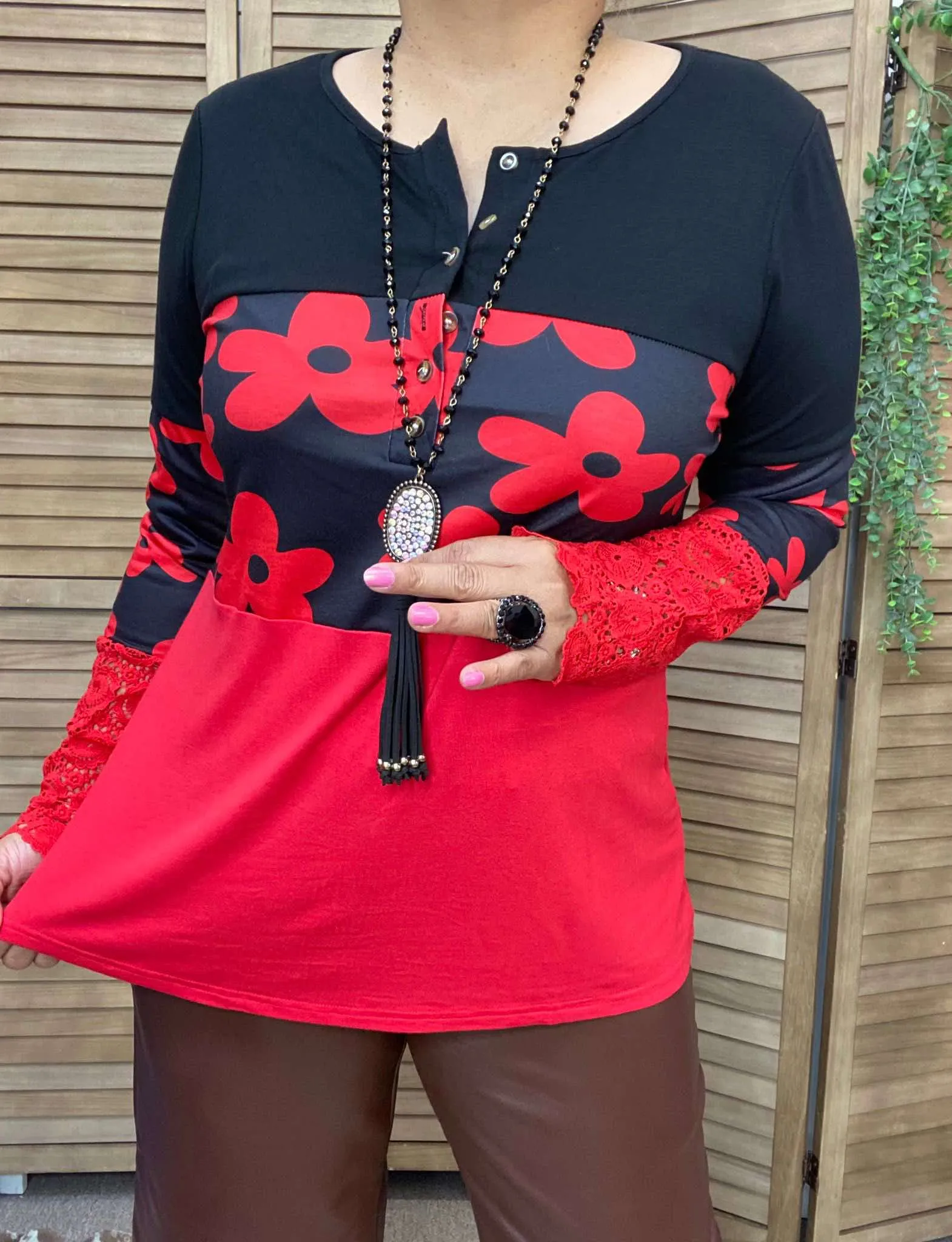 3X  Black & Red color block top with crochet long sleeves