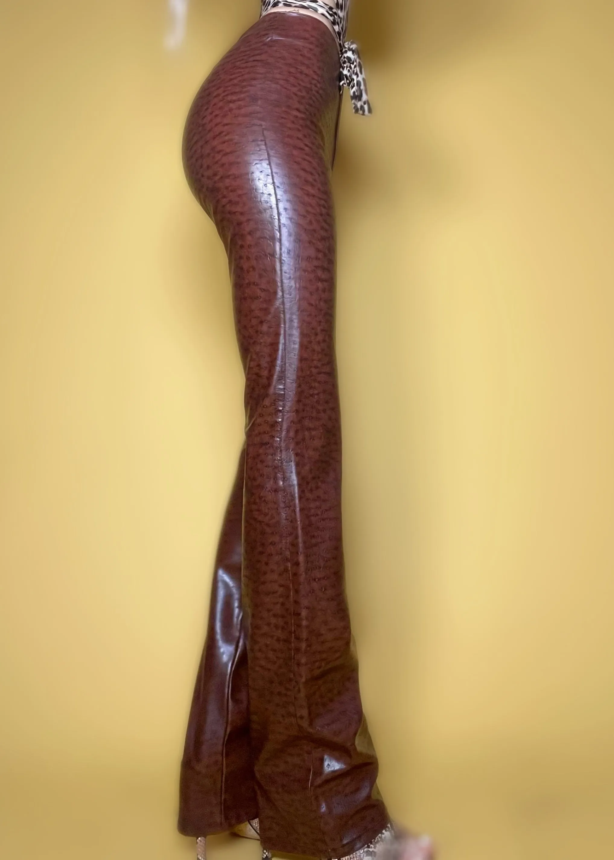 90's Vintage Tark' 1 Vegan Leather Tapered Pants | Textured Espresso