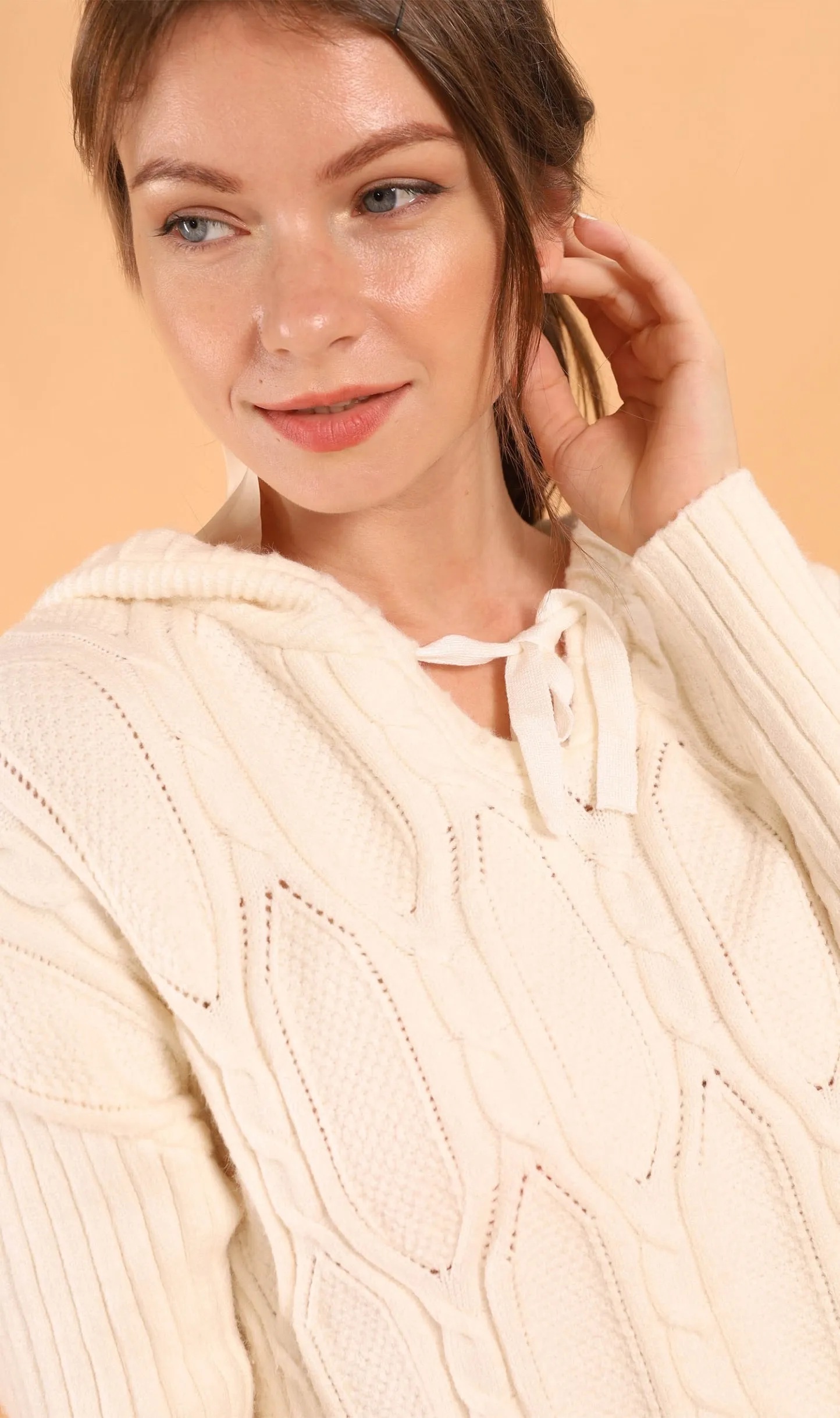 ALYSSA Textured Knit Hoodie (Cream)