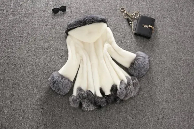 Amelia™️ | Cozy Chic Faux Fur Coat