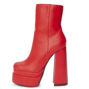 Ari-3 Platform Heel Boot