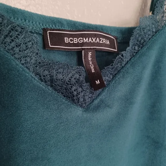 BCBGMaxAzria Velvety Soft 2 Piece Green Pajama Pants Camisole Top Luxurious Set