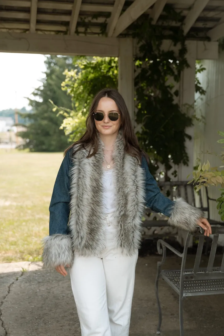 Belle w Grey Faux Fur