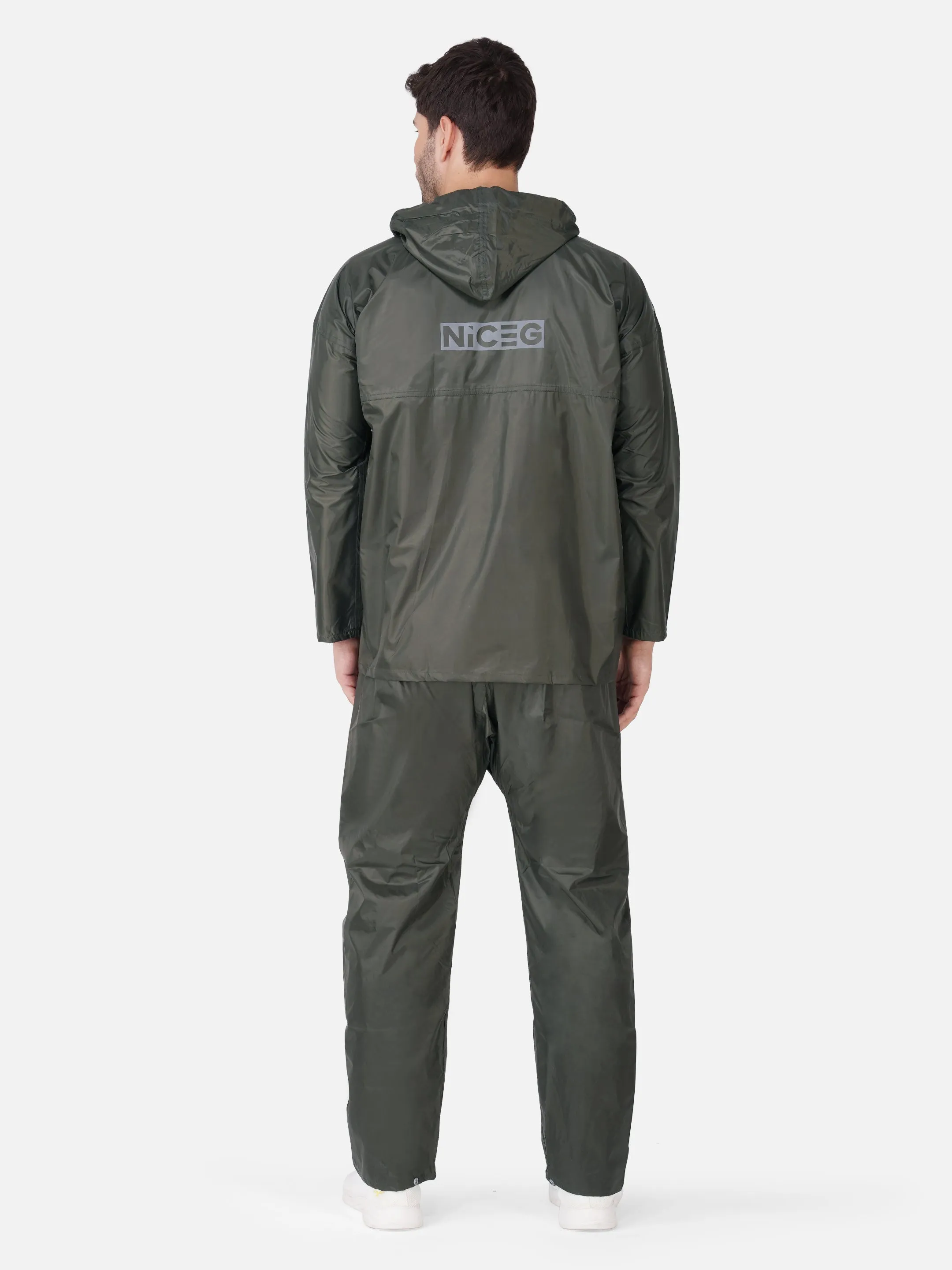 Best Men's Raincoats for All Weather - NiceG