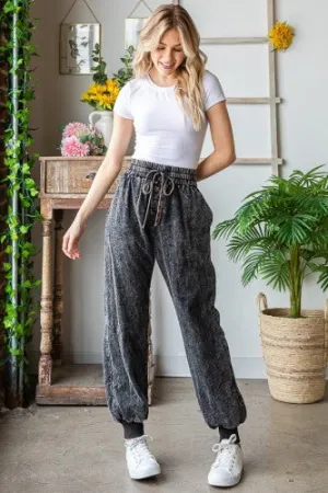 Black Washed Quilt Stitched Jogger Pants