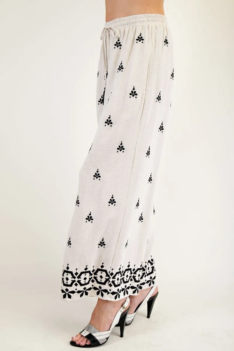 Border Pattern Embroidered Pants