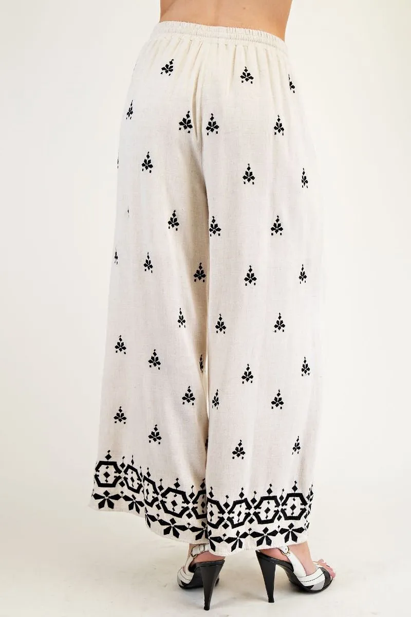 Border Pattern Embroidered Pants