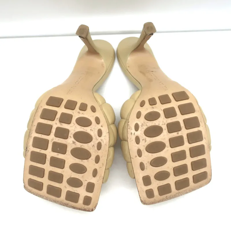 Bottega Veneta Padded Mules Beige Quilted Leather Size 36 Open Toe Heels