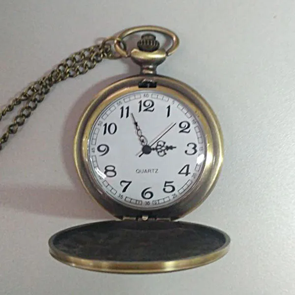 Bronze Vintage Hand Wind With Keychain Steampunk Mechanical Pocket Watch