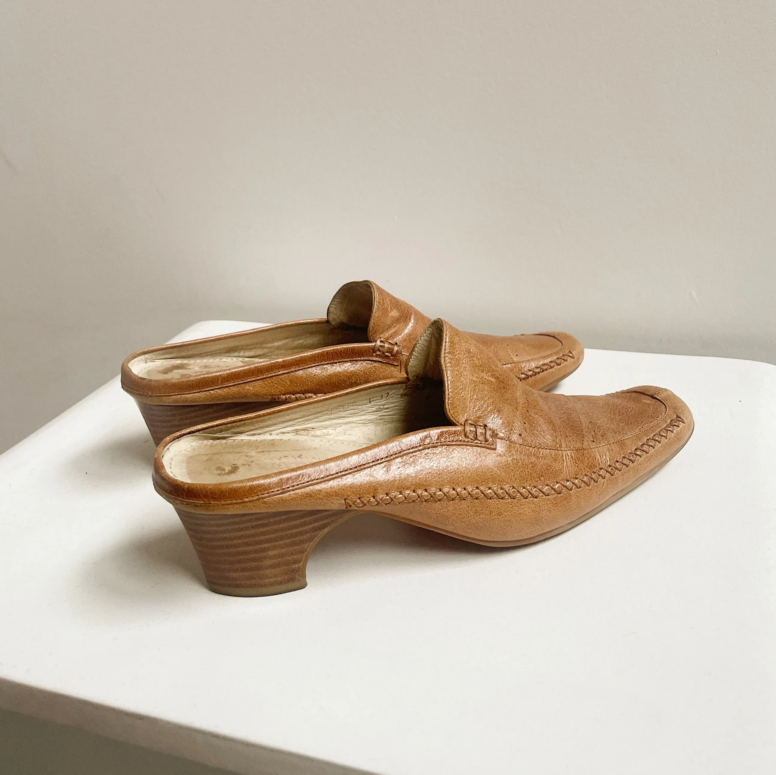 Camel Leather Slip On Mules | Size 6.5