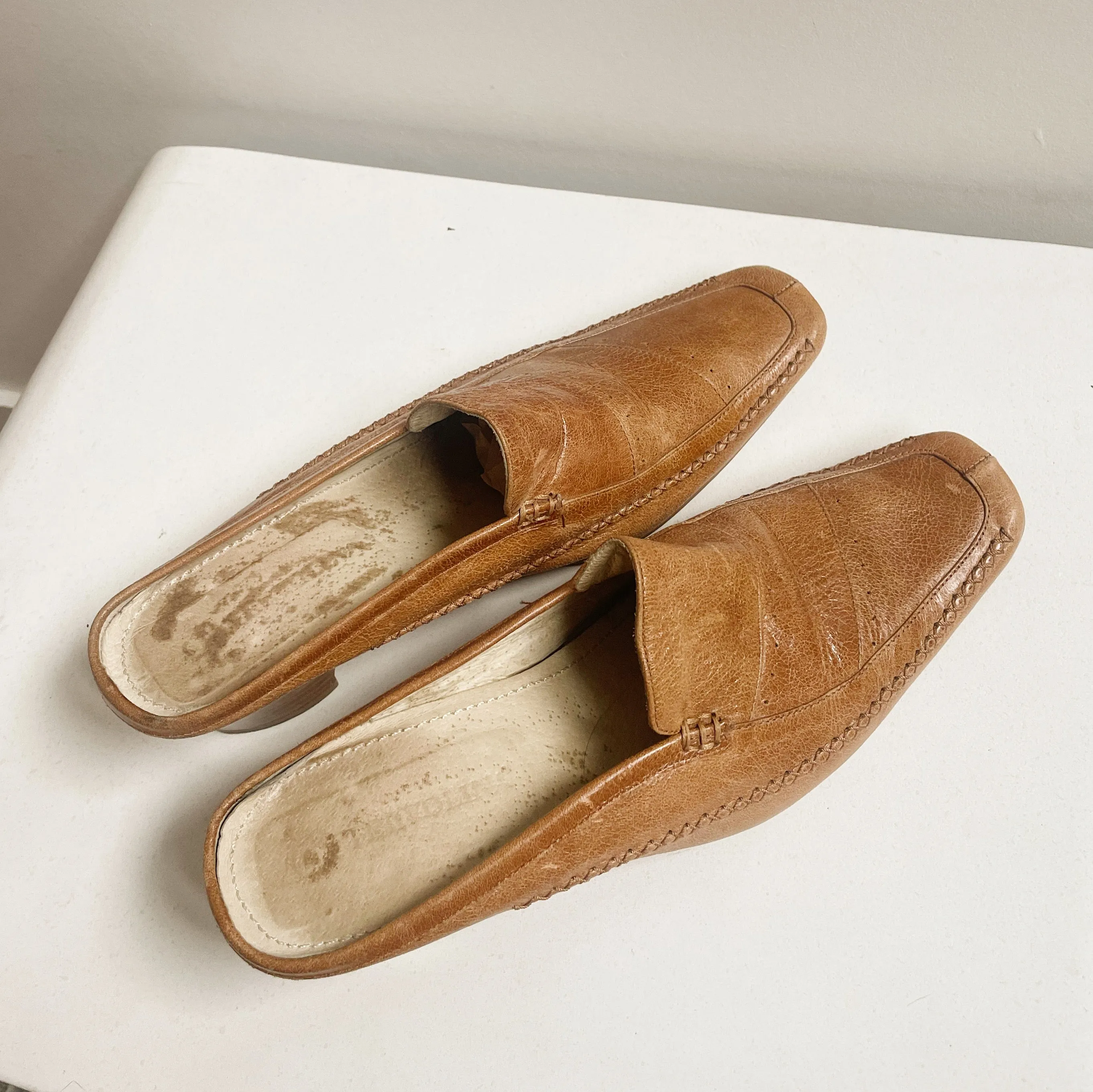 Camel Leather Slip On Mules | Size 6.5