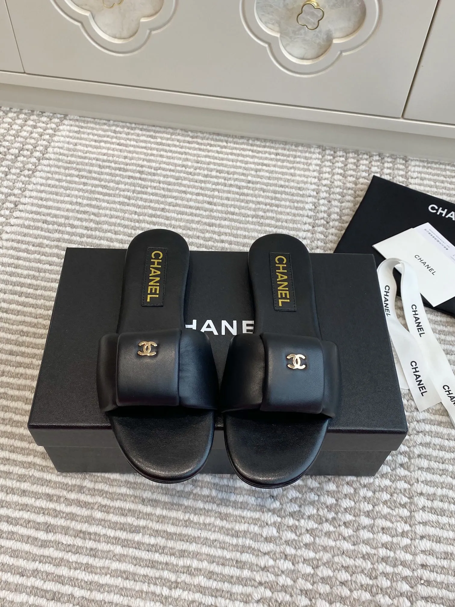 CC 25 Mule Calfskin