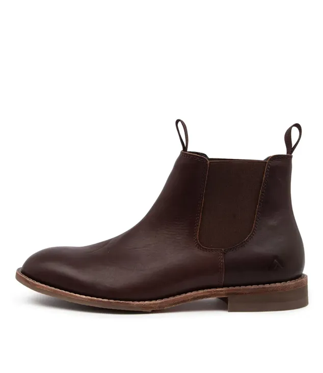 Colorado: Brumby Leather Chelsea Boots