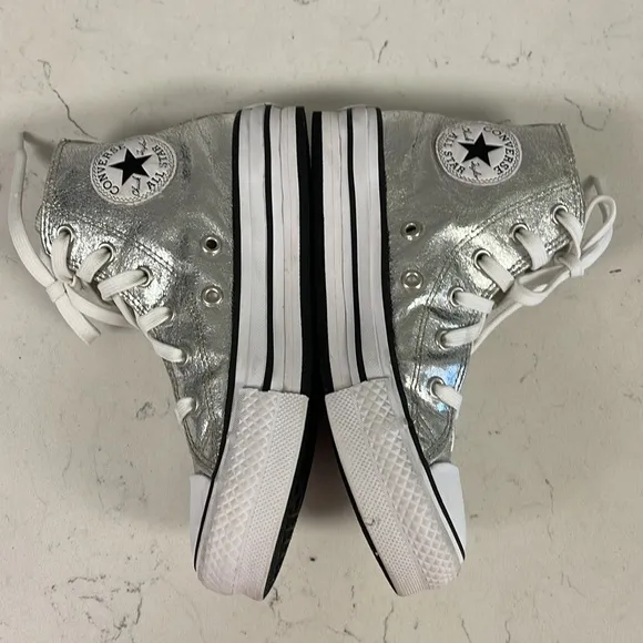 Converse Chuck Taylor All Star Platform High Digital Powder Silver 670547C Sz 1
