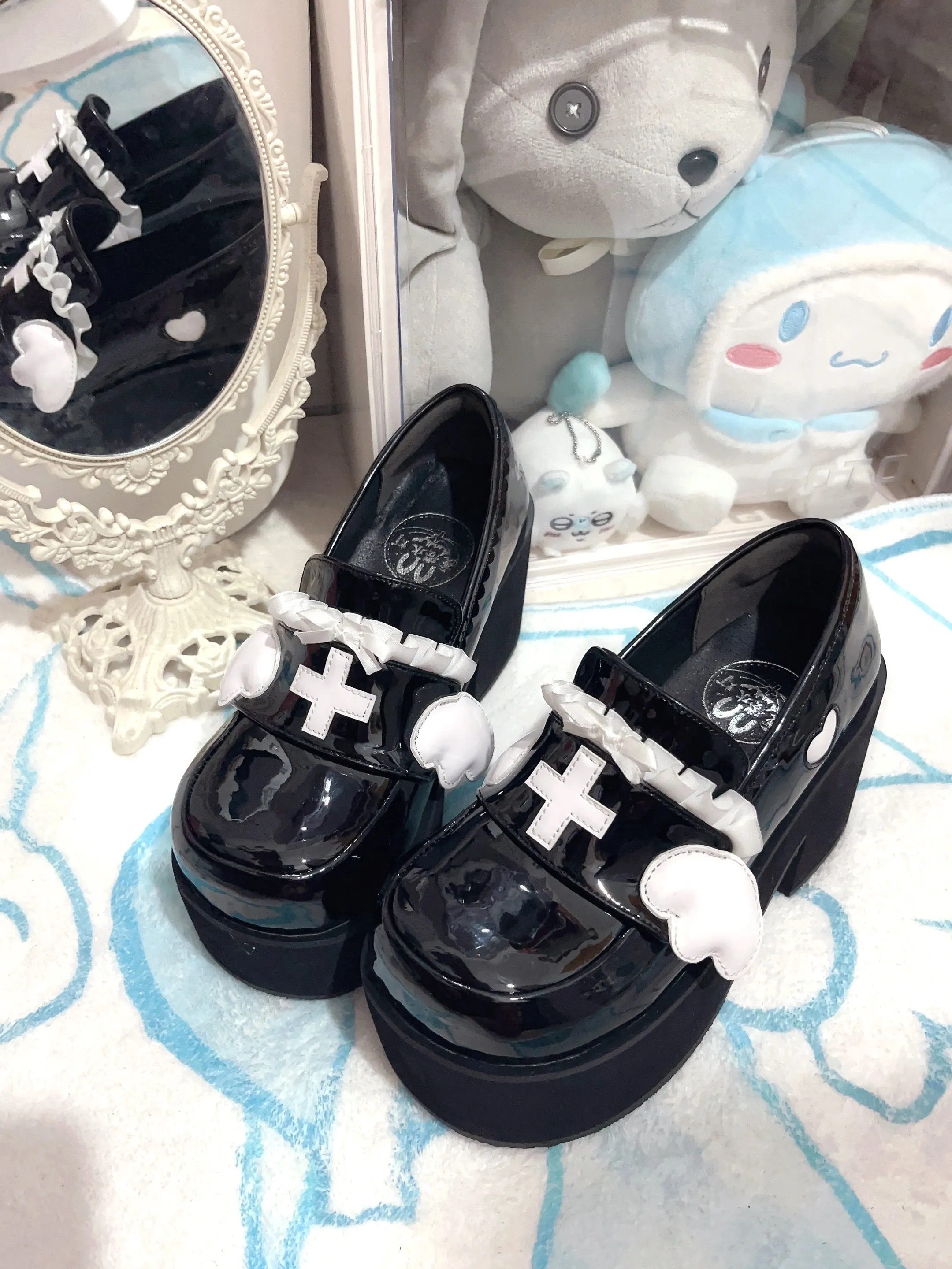 Cute Wing Platform Shoes UB99225