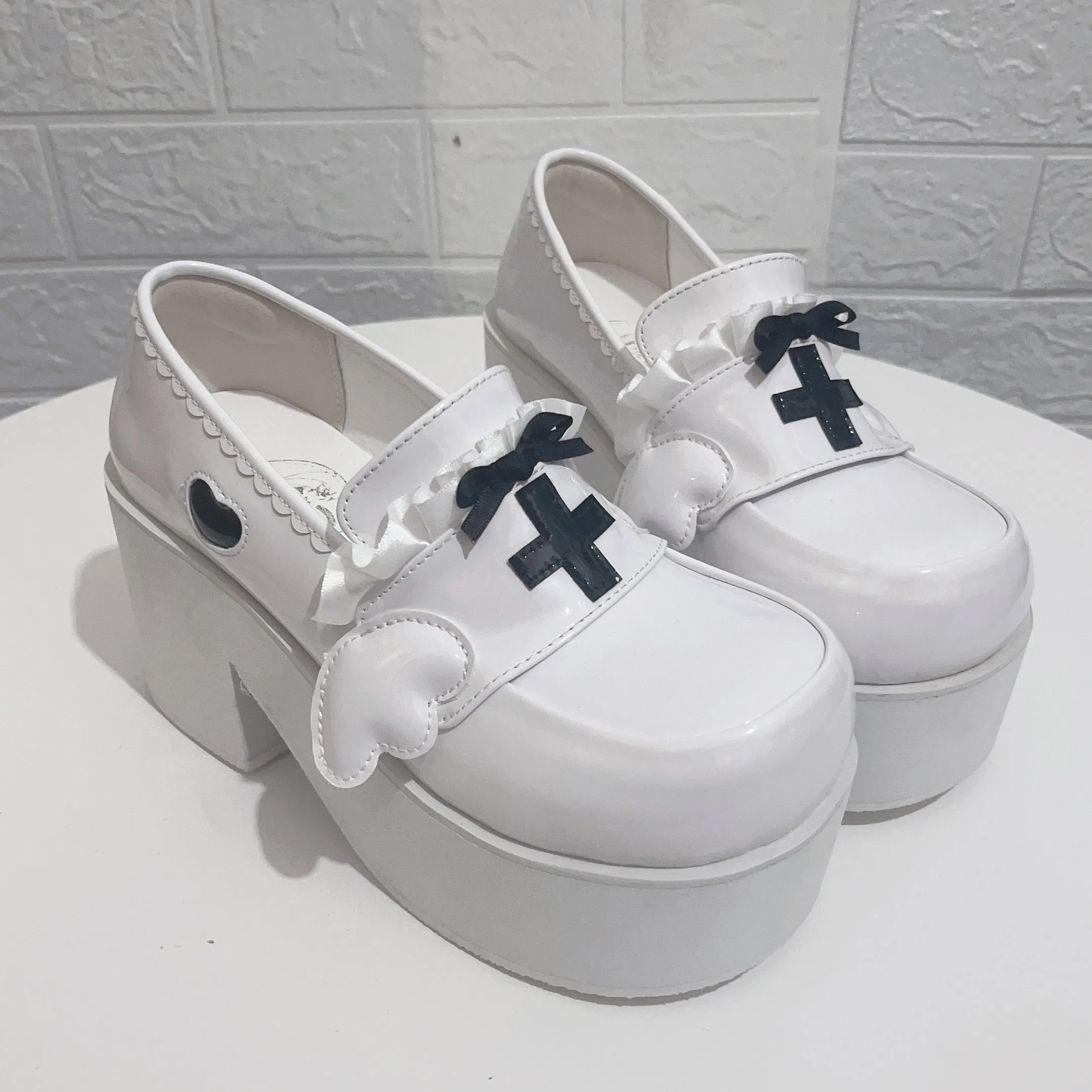 Cute Wing Platform Shoes UB99225