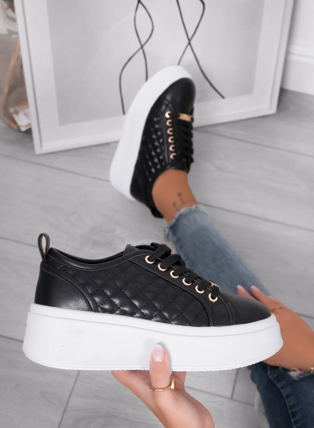 DALILA - Sneakers platform con suola alta trapuntate nere