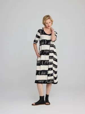 Doodle Short Sleeve Dress