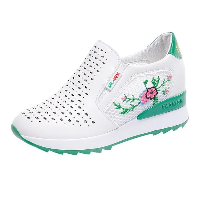 Fashion Floral Embroidered Leather Platform Evelator Shoes Women Swing Wedge Inner Increase Casual Shoes Platform Shoes