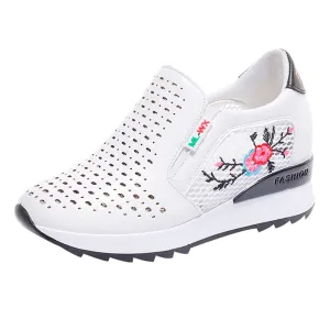Fashion Floral Embroidered Leather Platform Evelator Shoes Women Swing Wedge Inner Increase Casual Shoes Platform Shoes