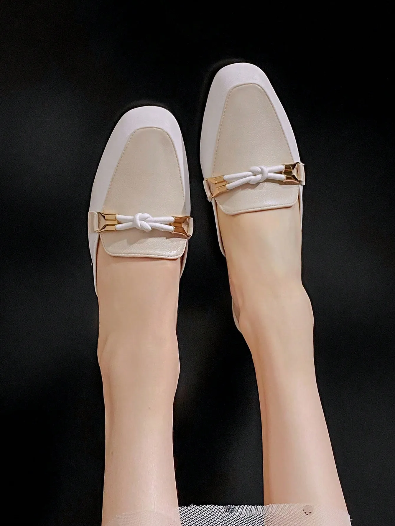 Flat Sole Closed Toe Mule Slippers