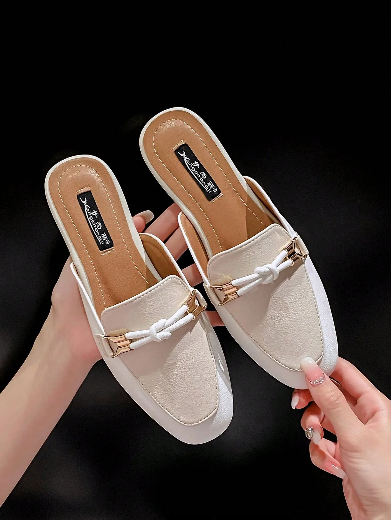 Flat Sole Closed Toe Mule Slippers