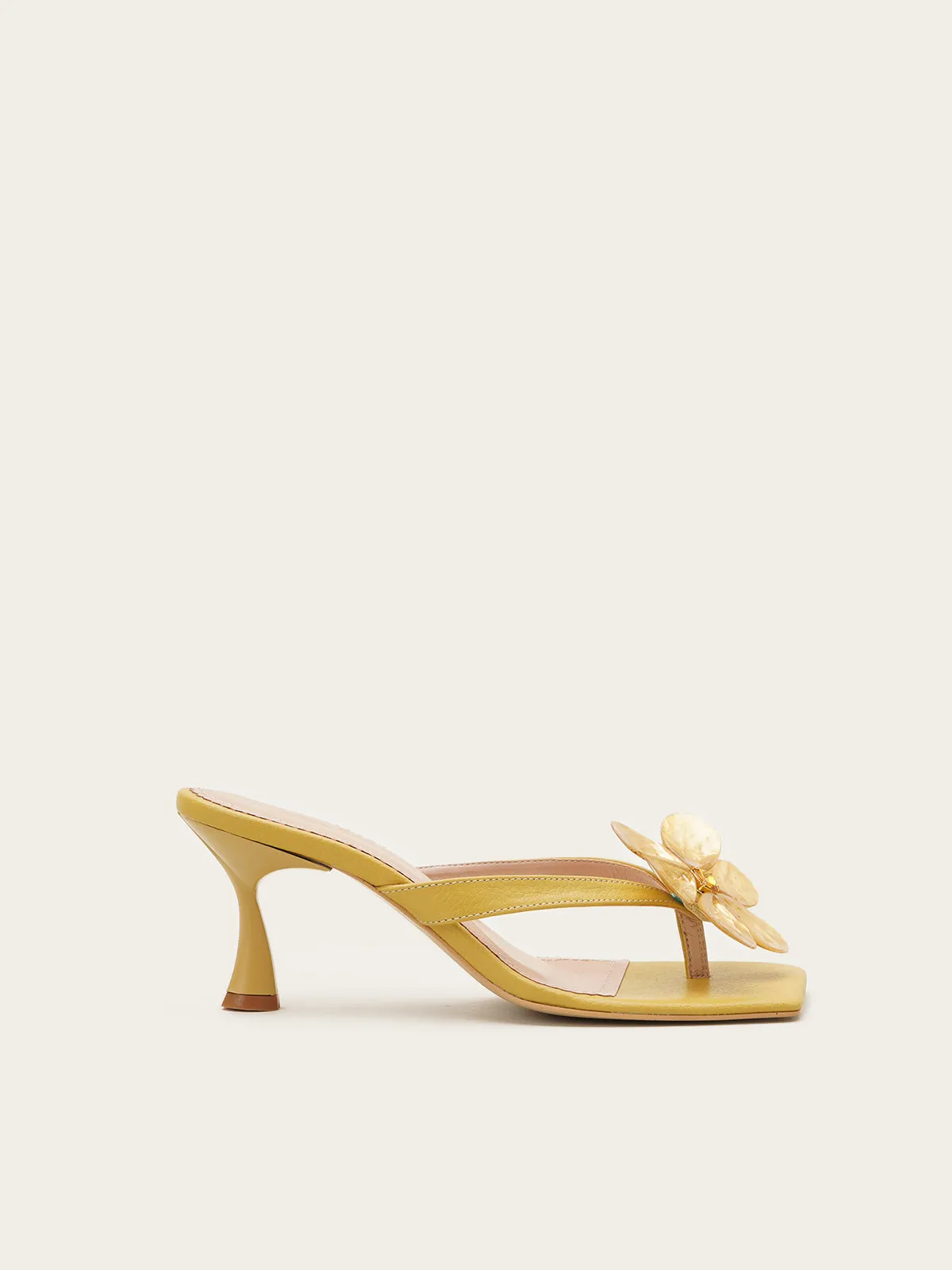 Fleurs Blanches Sandals