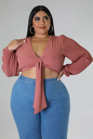 FLIRTY CROP TOP | PLUS
