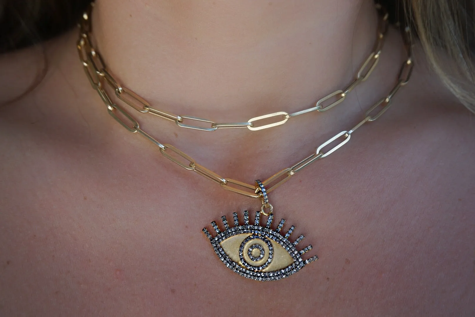 Frosted Gold Eyelash Pendant