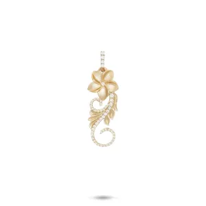 Hawaiian Heirloom Plumeria Pendant in Gold with Diamonds - 20mm