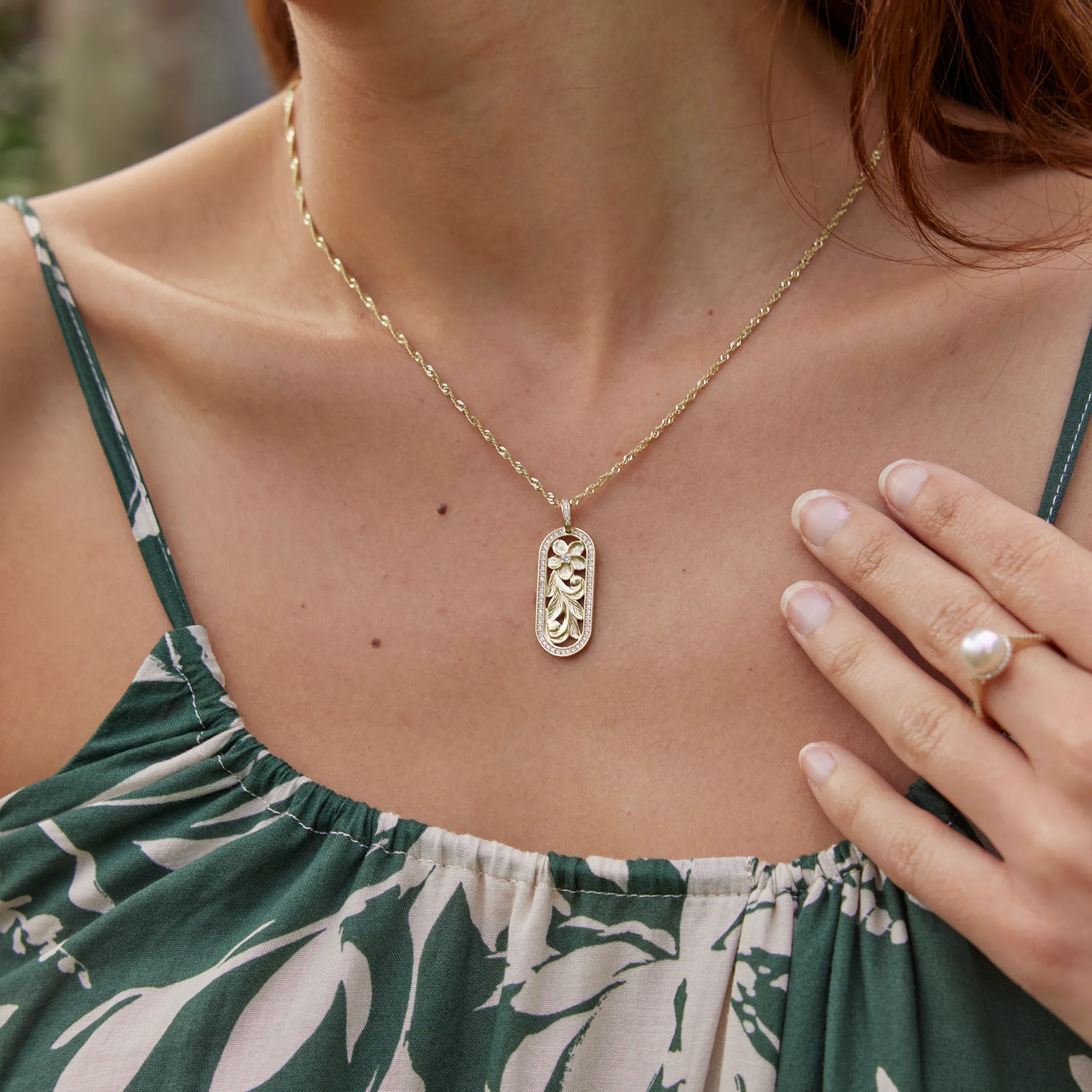 Hawaiian Heirloom Plumeria Pendant in Gold with Diamonds - 27mm