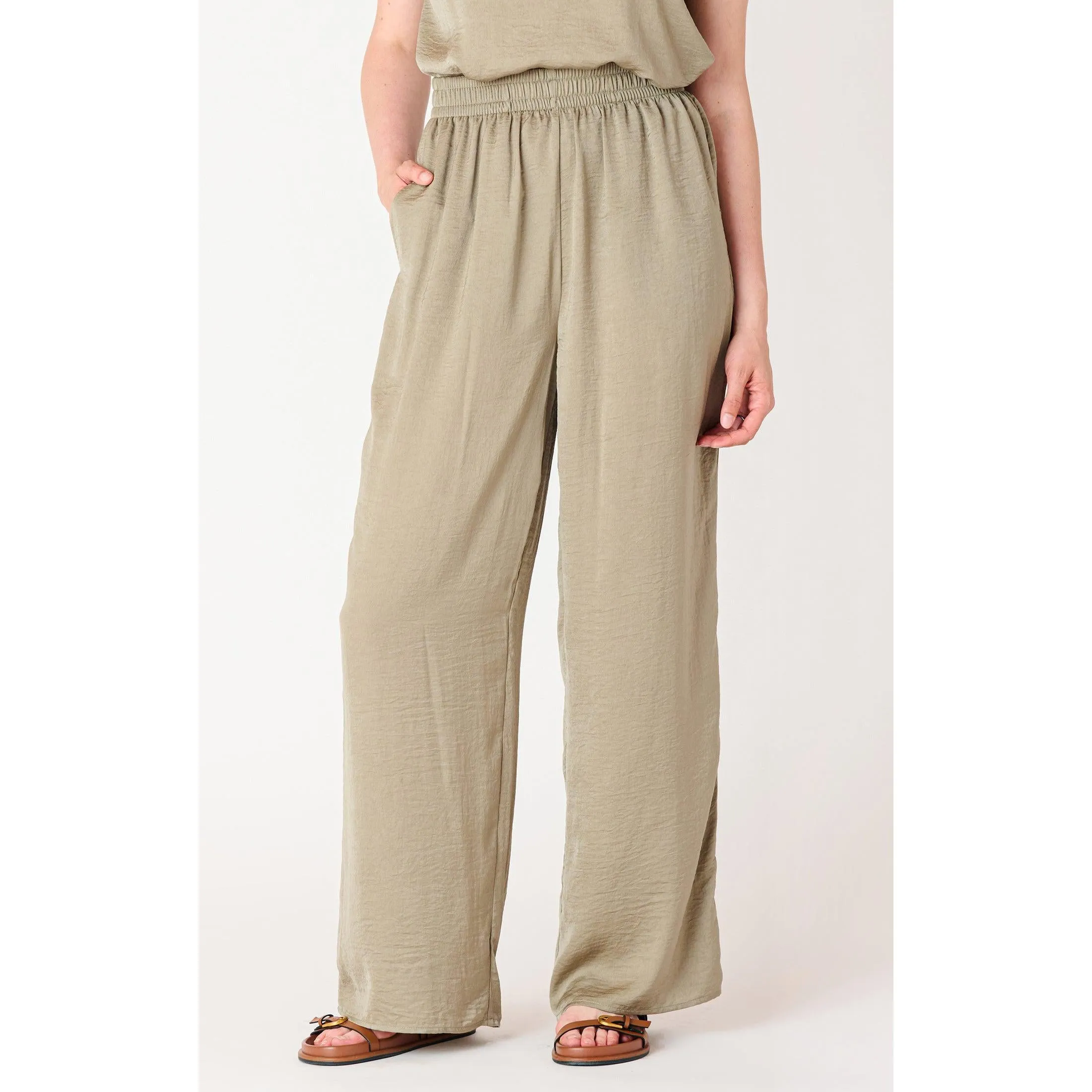HIGH WAIST FLOWY WIDE LEG PANTS