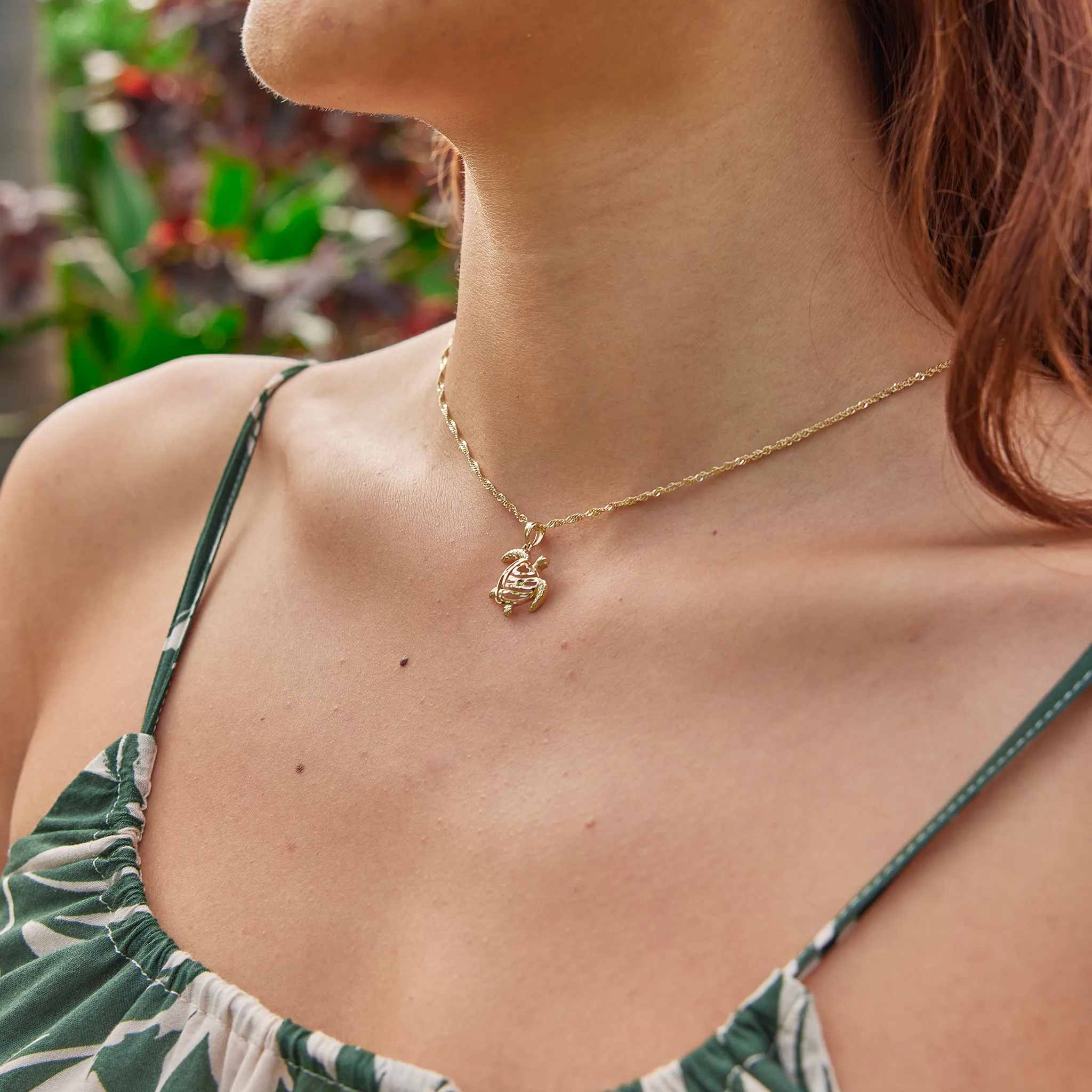 Honu Pendant in Gold - 15mm