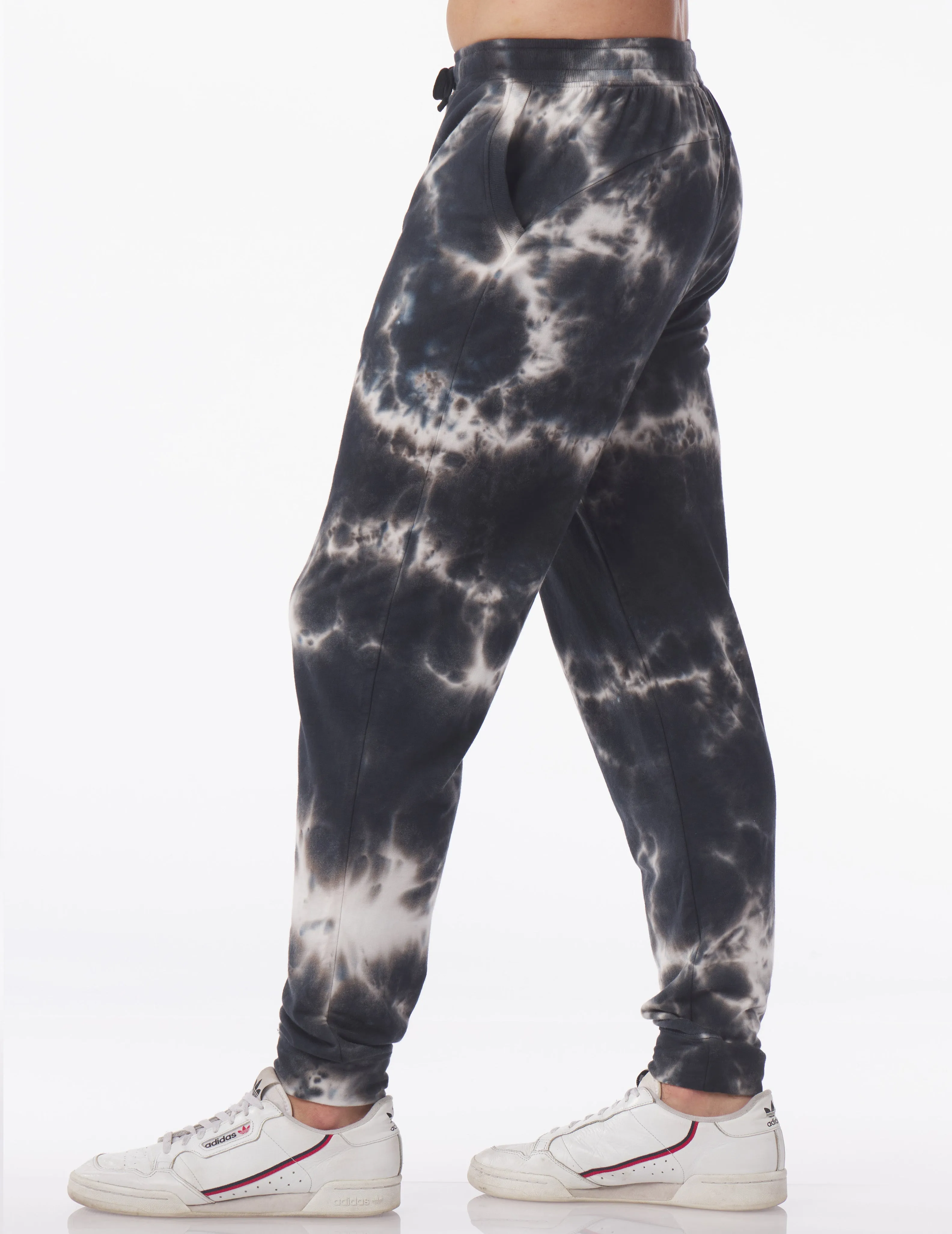 Juniper Jogger: Black Blur Dye