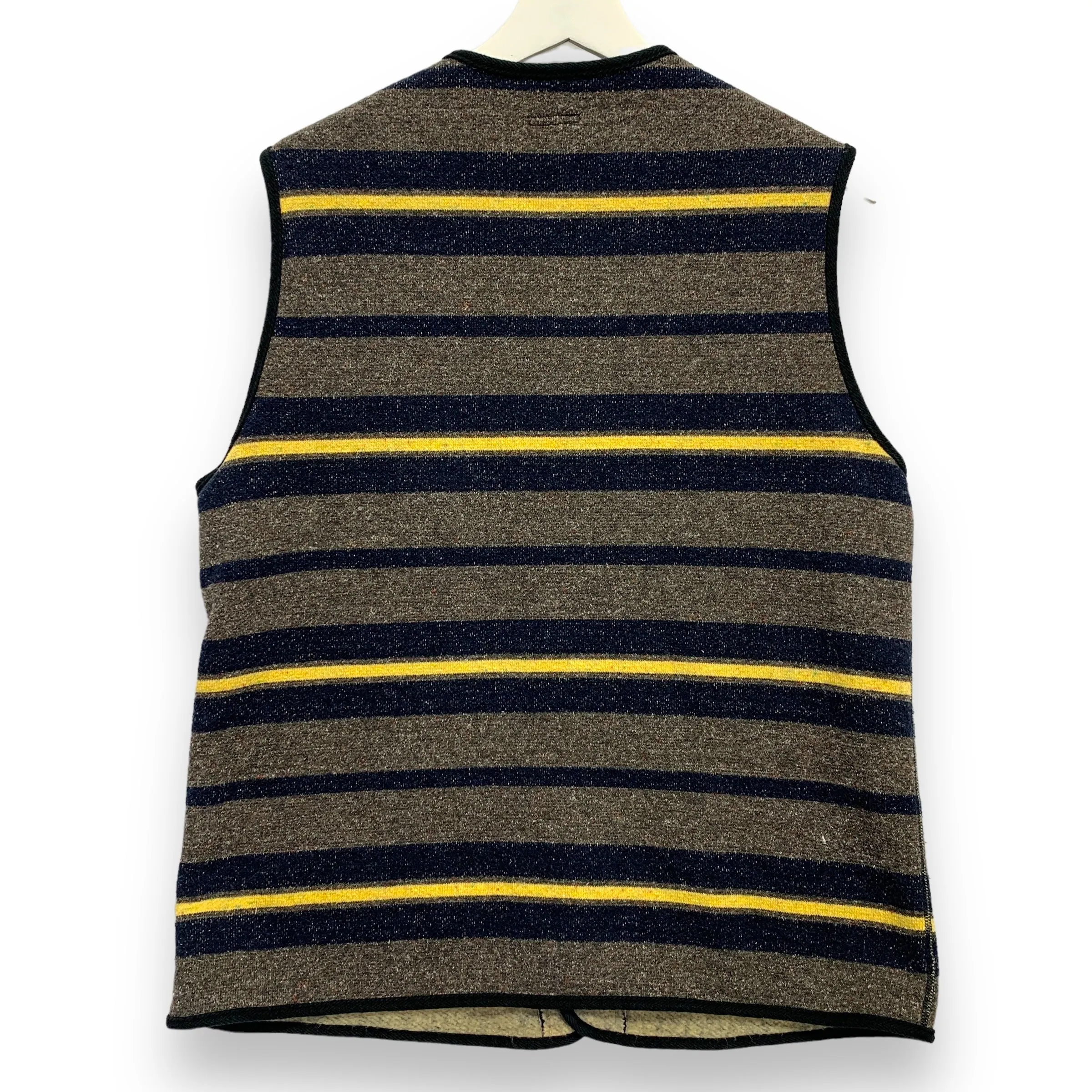 [L] Kapital Kamp Blanket Fleece Beach Vest
