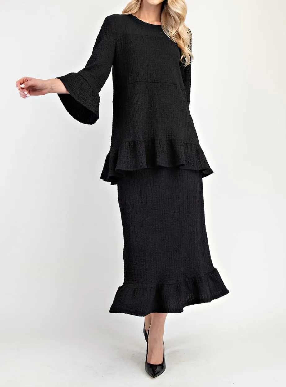Liza Lou's Monique Textured Fabric Black Skirt
