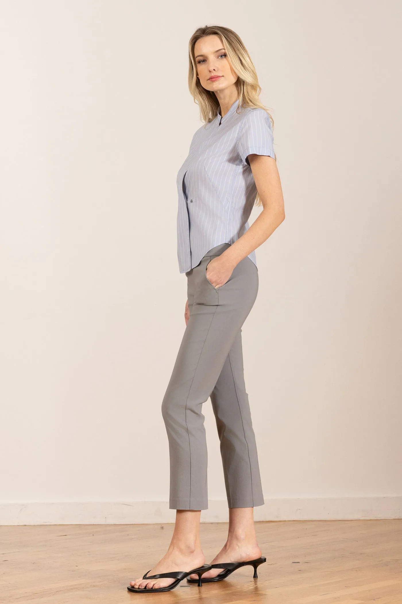 LULU Signature Light Grey