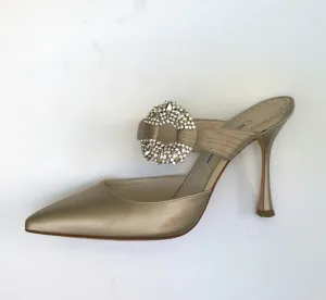 Manolo Blahnik Maidugura 105 Oyster Satin Heels New Mules Maidugura