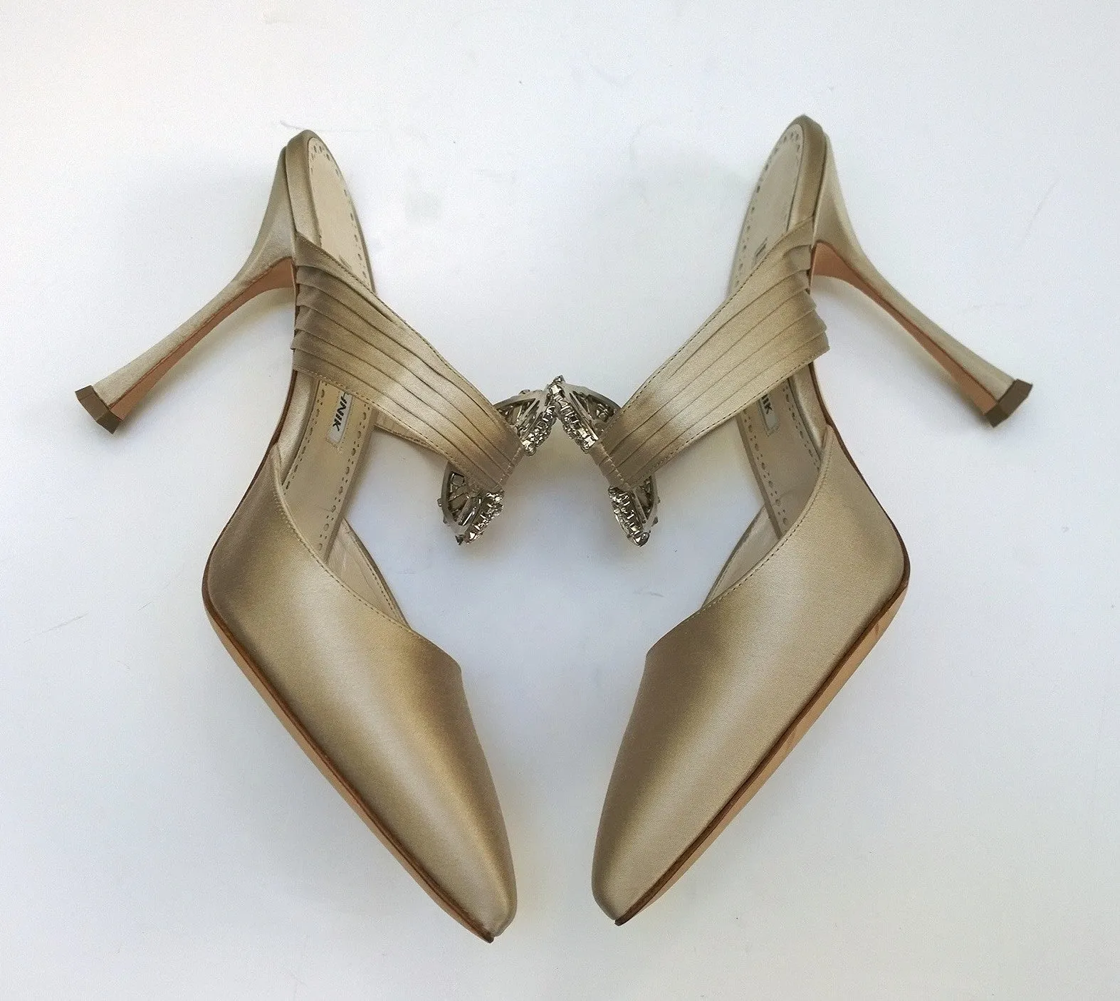 Manolo Blahnik Maidugura 105 Oyster Satin Heels New Mules Maidugura