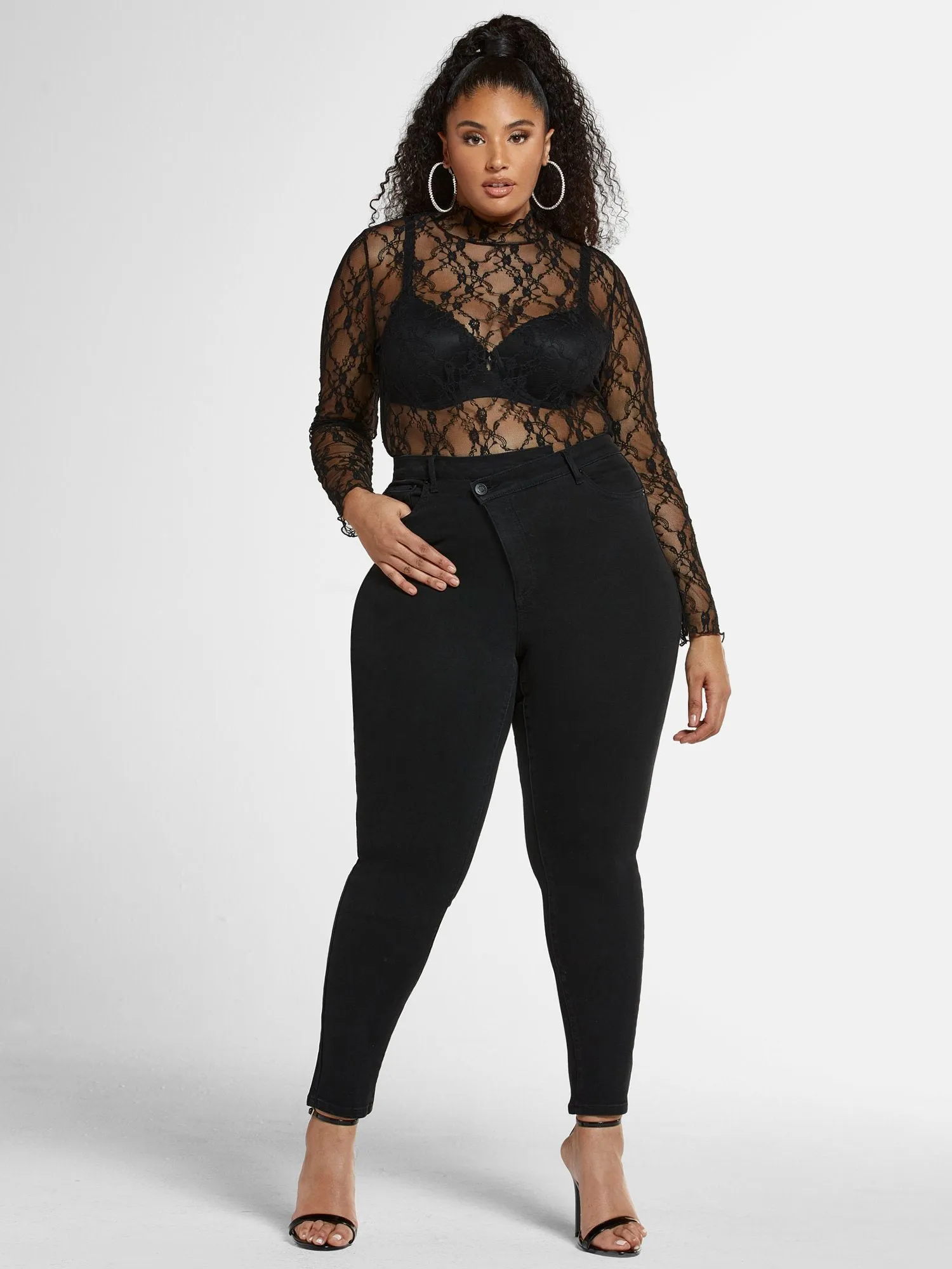Mid-Rise Crossover Waistband Skinny Jeans