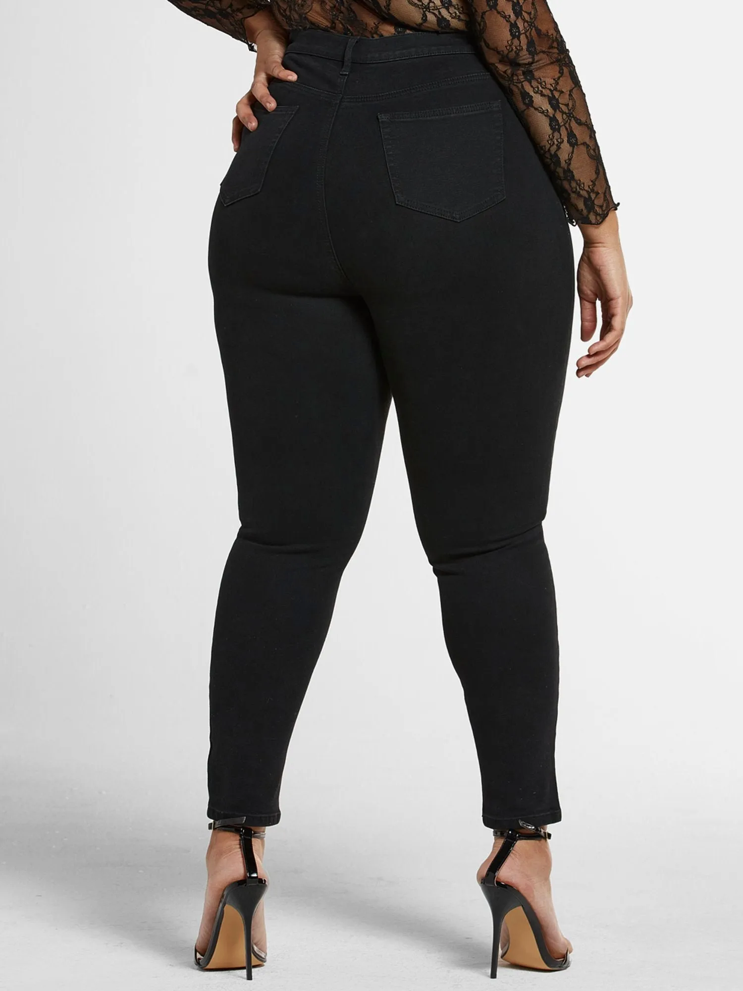 Mid-Rise Crossover Waistband Skinny Jeans