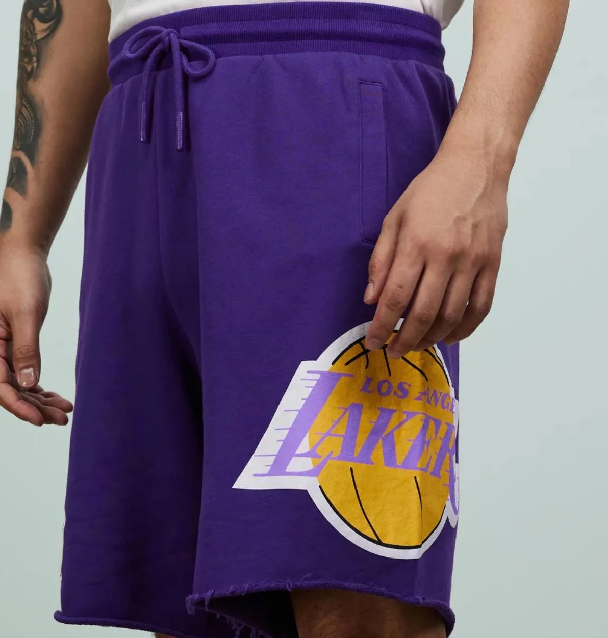 Mitchell & Ness LA Lakers Mens Sweat Shorts Size M (New)