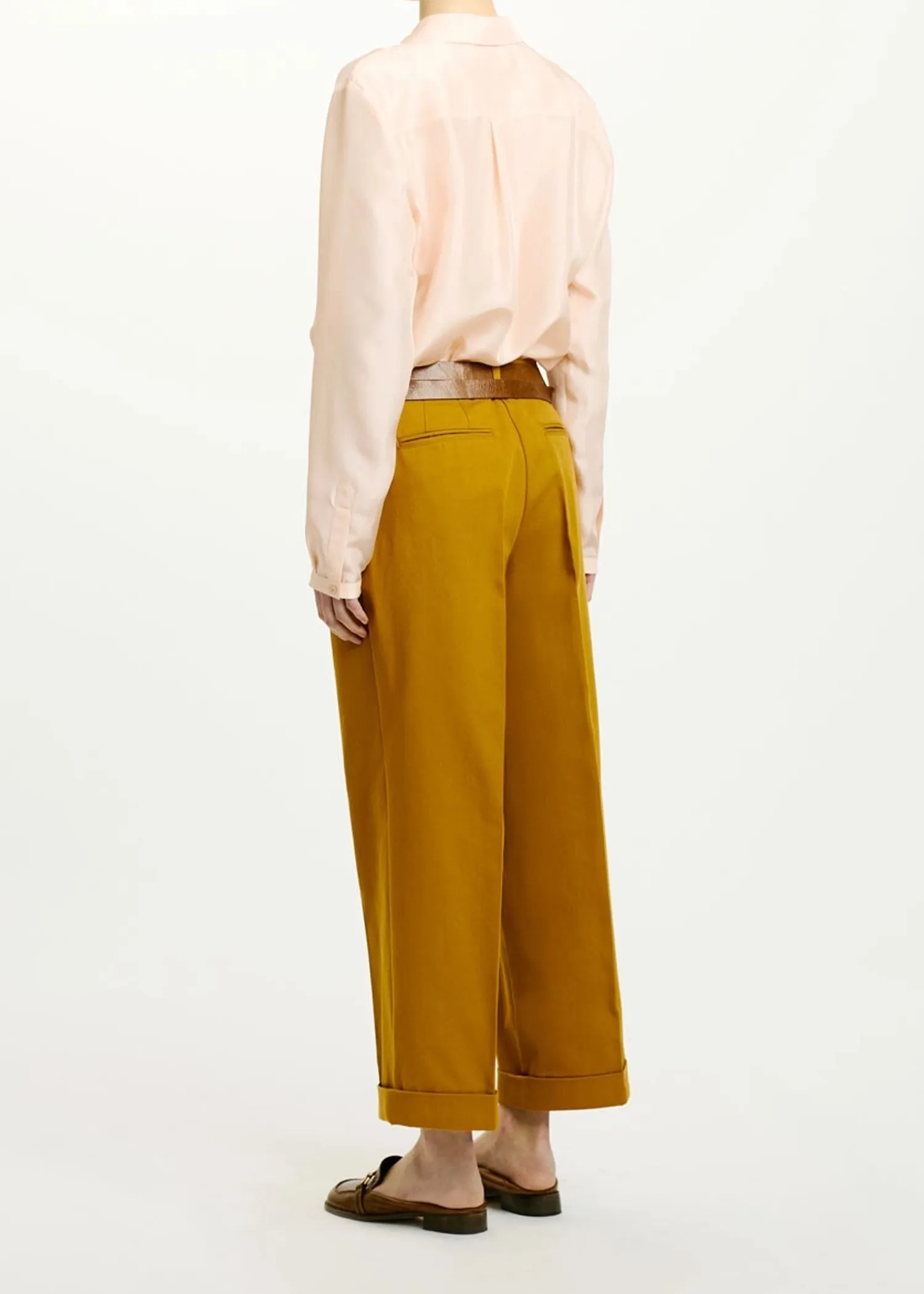 Momoni Sol Pant