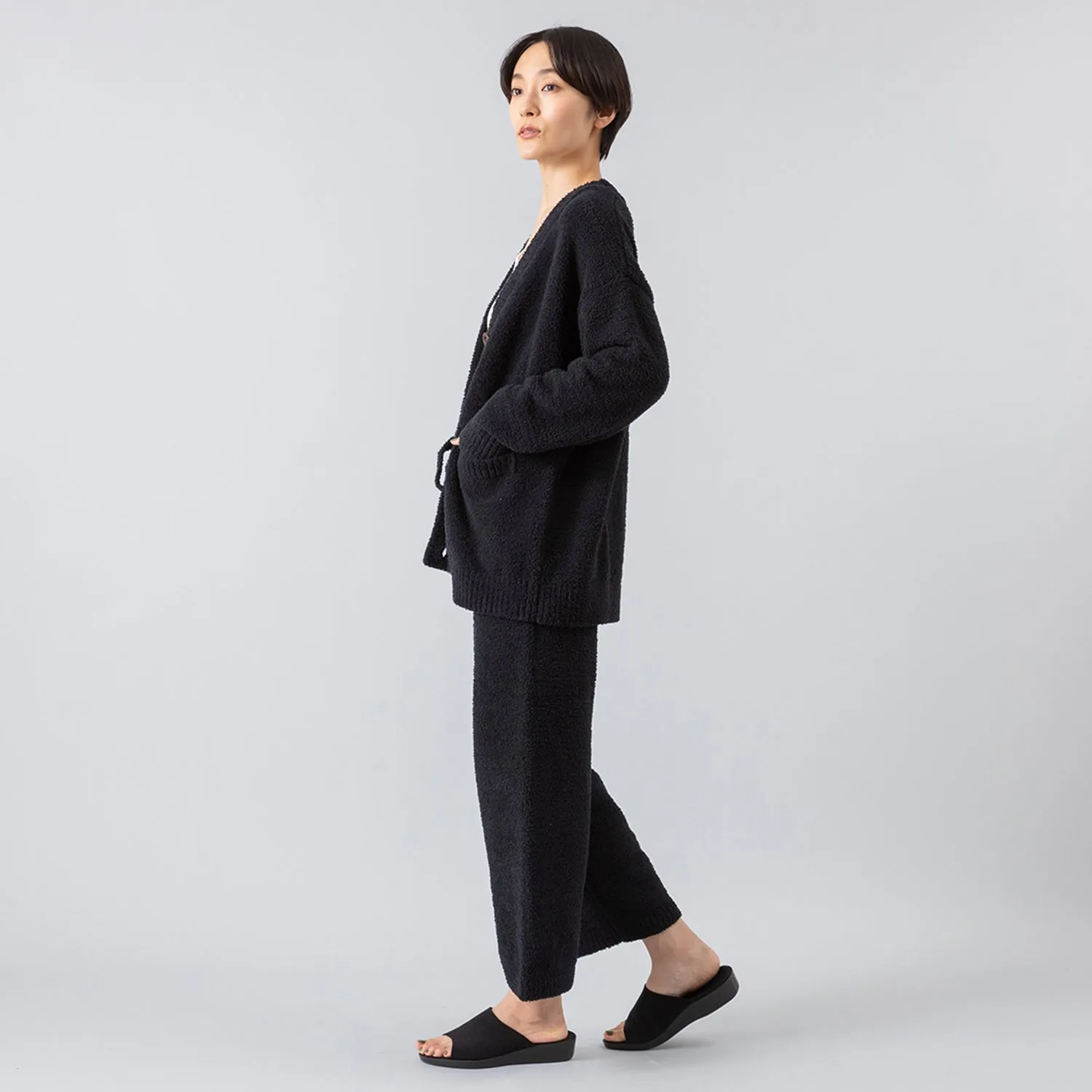 nestwell | ネストウェル　ROBIN < Comfort Semi Wide Fit Pants >