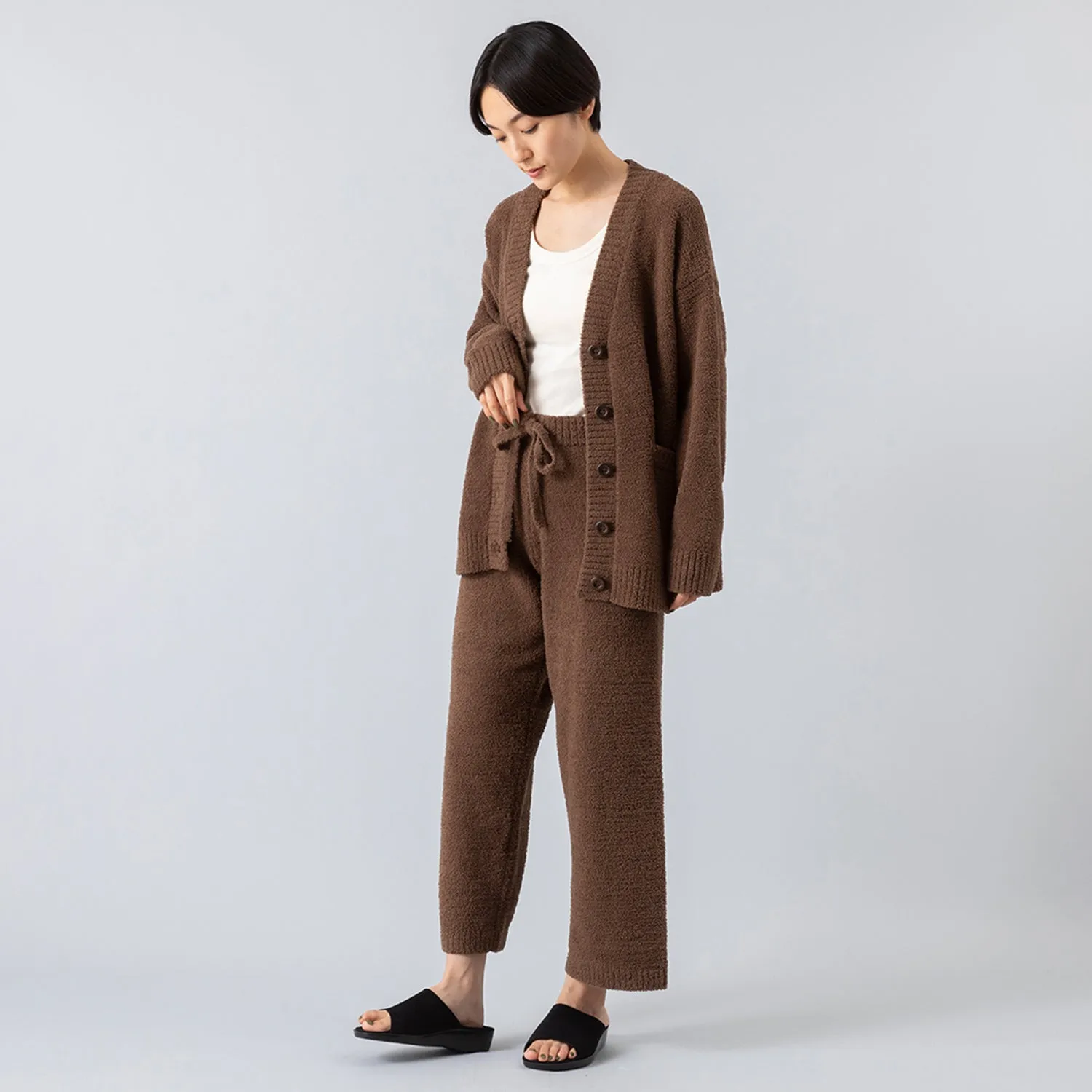 nestwell | ネストウェル　ROBIN < Comfort Semi Wide Fit Pants >