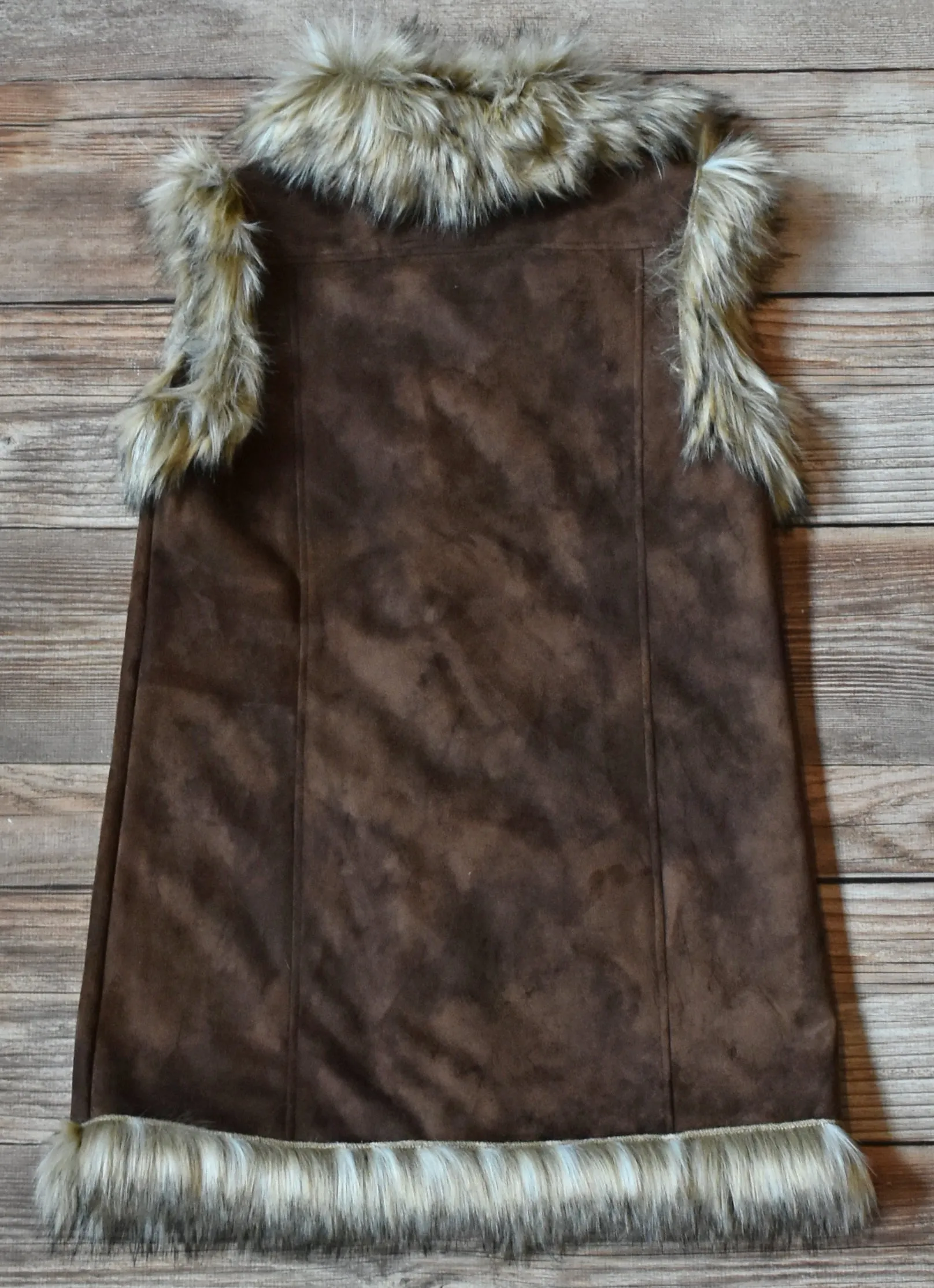Nora Vest