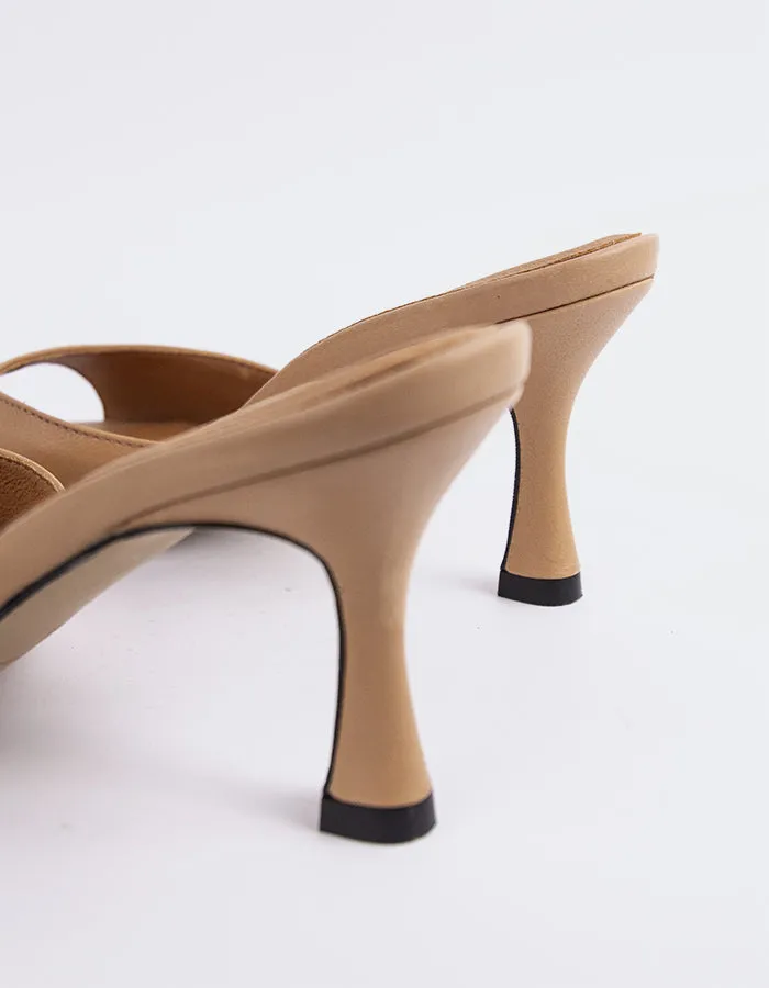Norwood Camel Leather