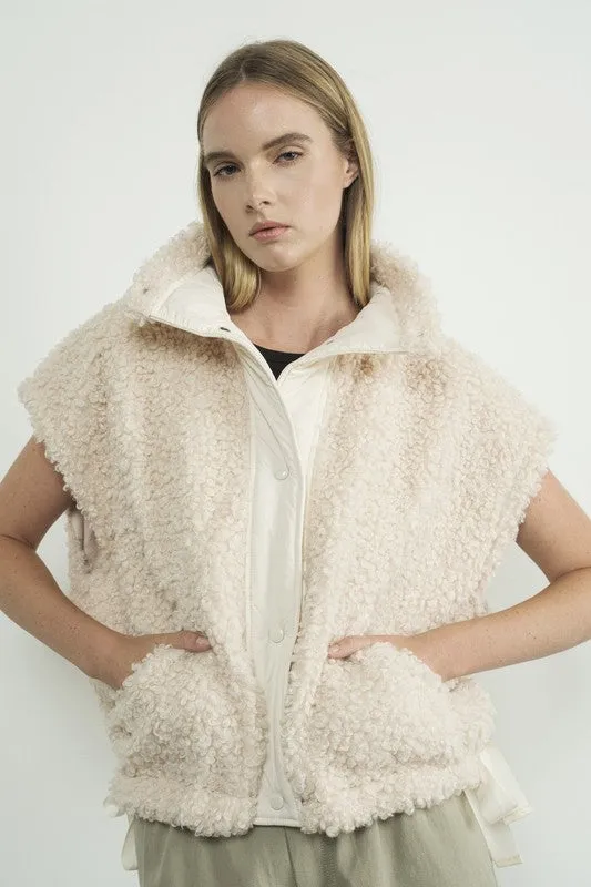 Nova Teddy Vest