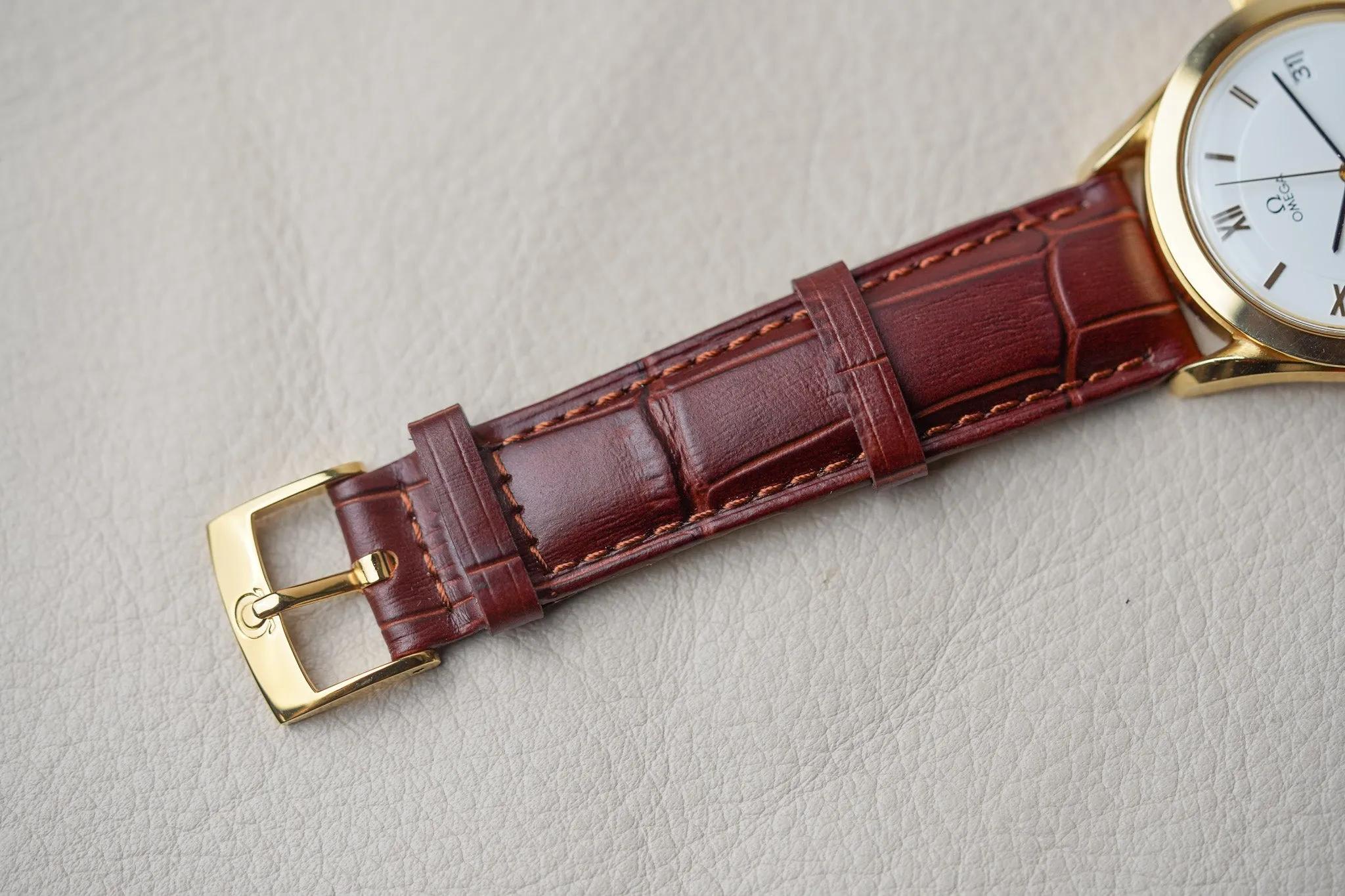 Omega Speedmaster Classic Heritage Maison Fondée en 1848 - 166.0285 / 3601.20 Solid 18k Gold