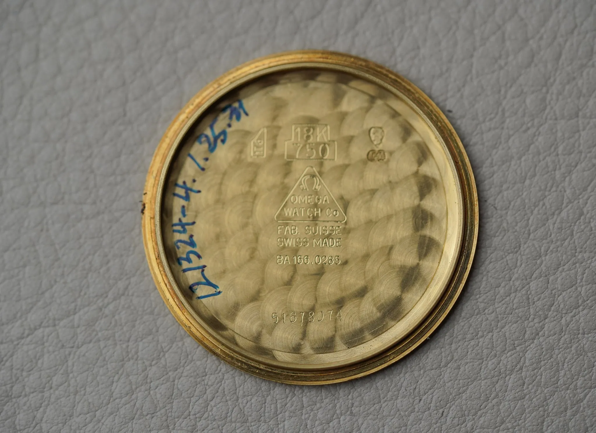 Omega Speedmaster Classic Heritage Maison Fondée en 1848 - 166.0285 / 3601.20 Solid 18k Gold